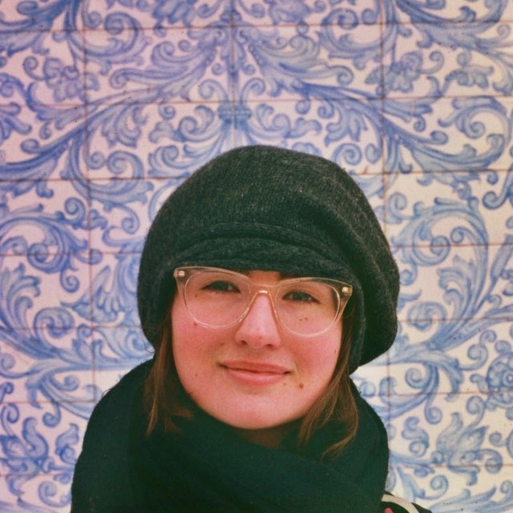 Meet your Posher, Mia